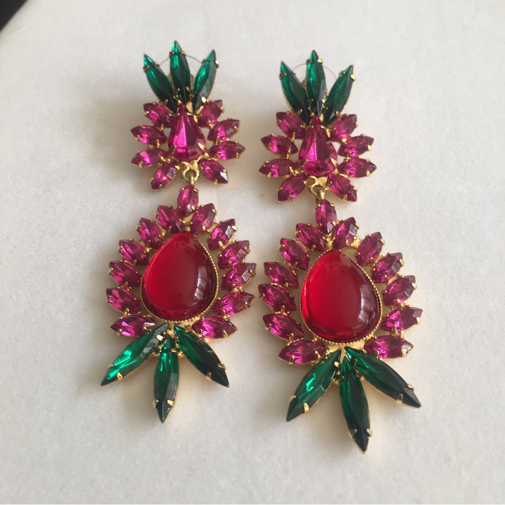 NWOT Rhinestone Earrings - Picture 4 of 6